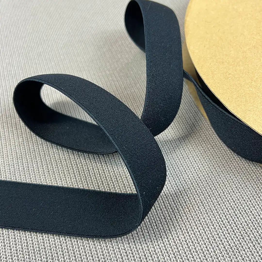 Gummiband Schwarz 30mm