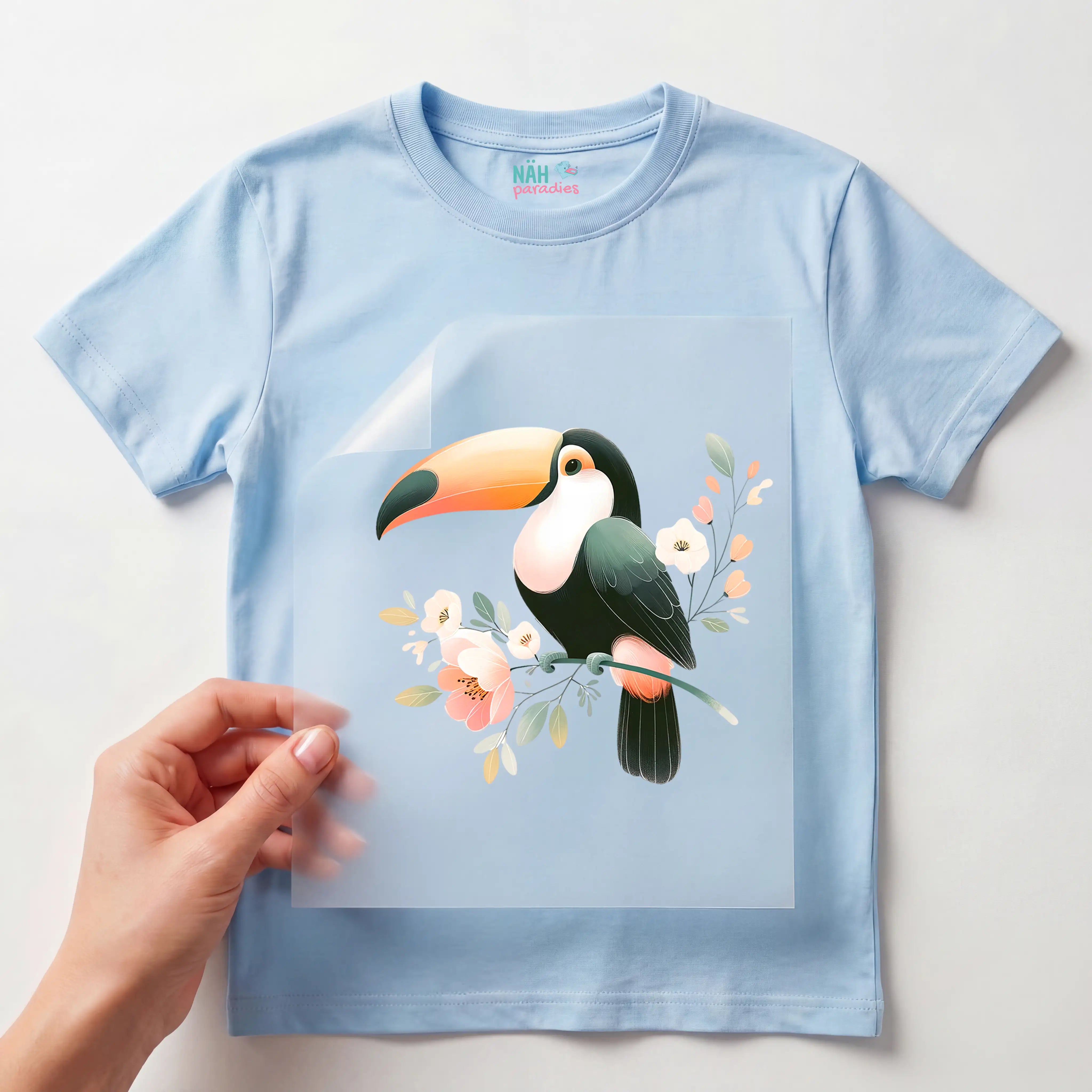 Bügelbild Blüten Tukan