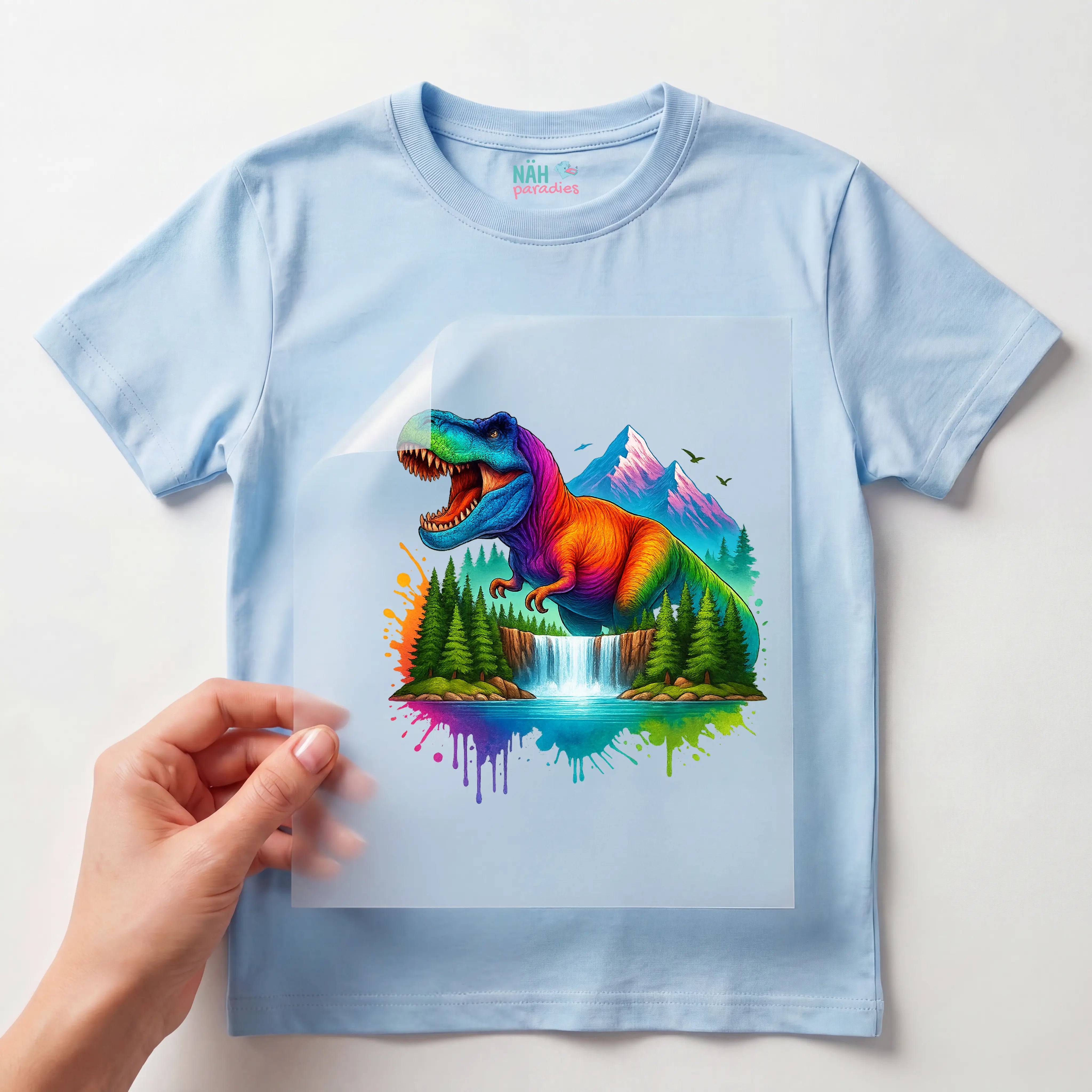 Bügelbild Dino im Paradies