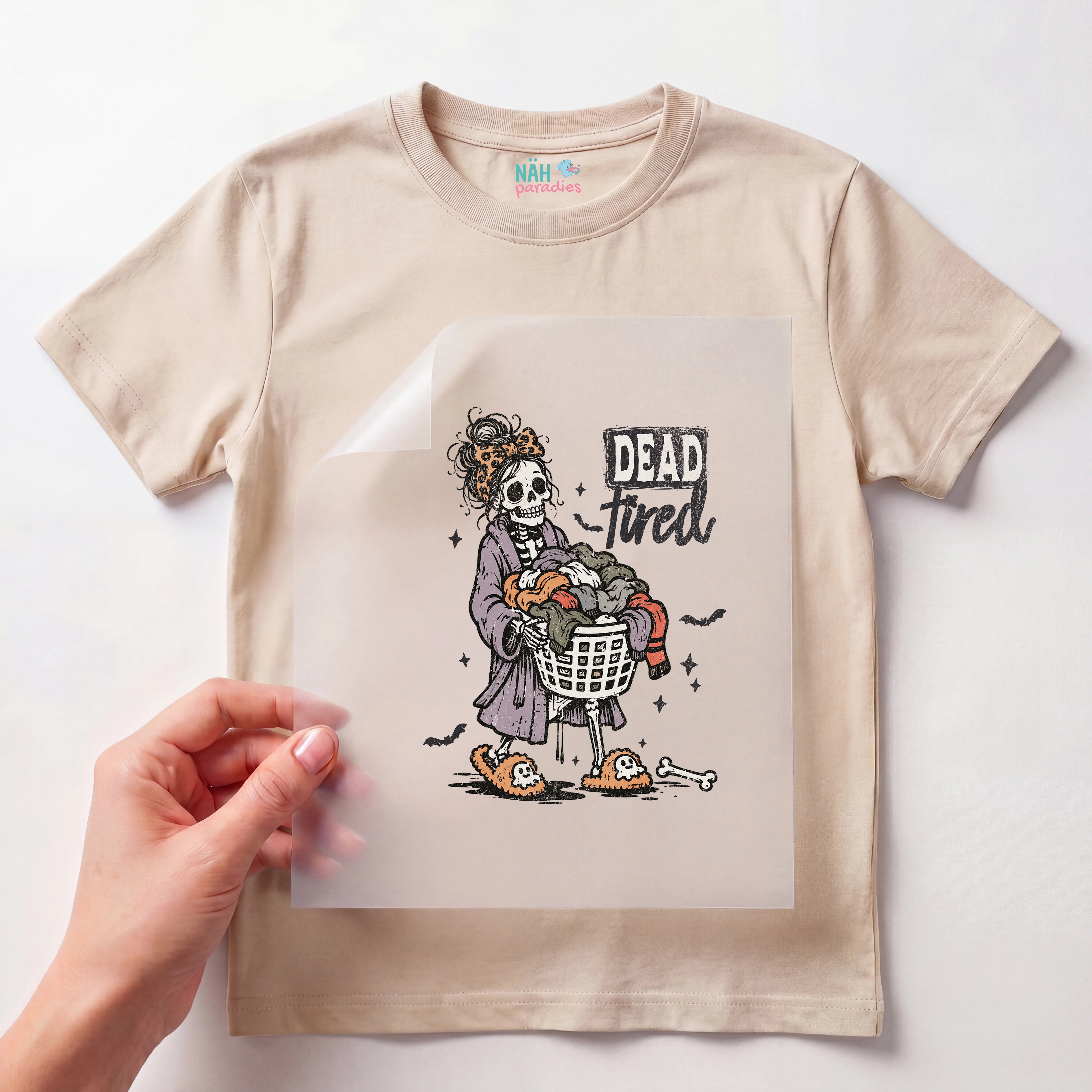 Bügelbild Dead Tired Skelett