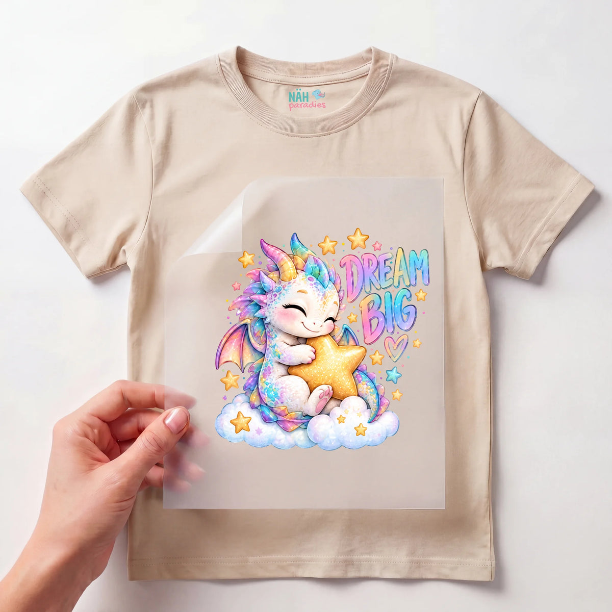 Bügelbild Baby Drache Dream Big Regenbogen