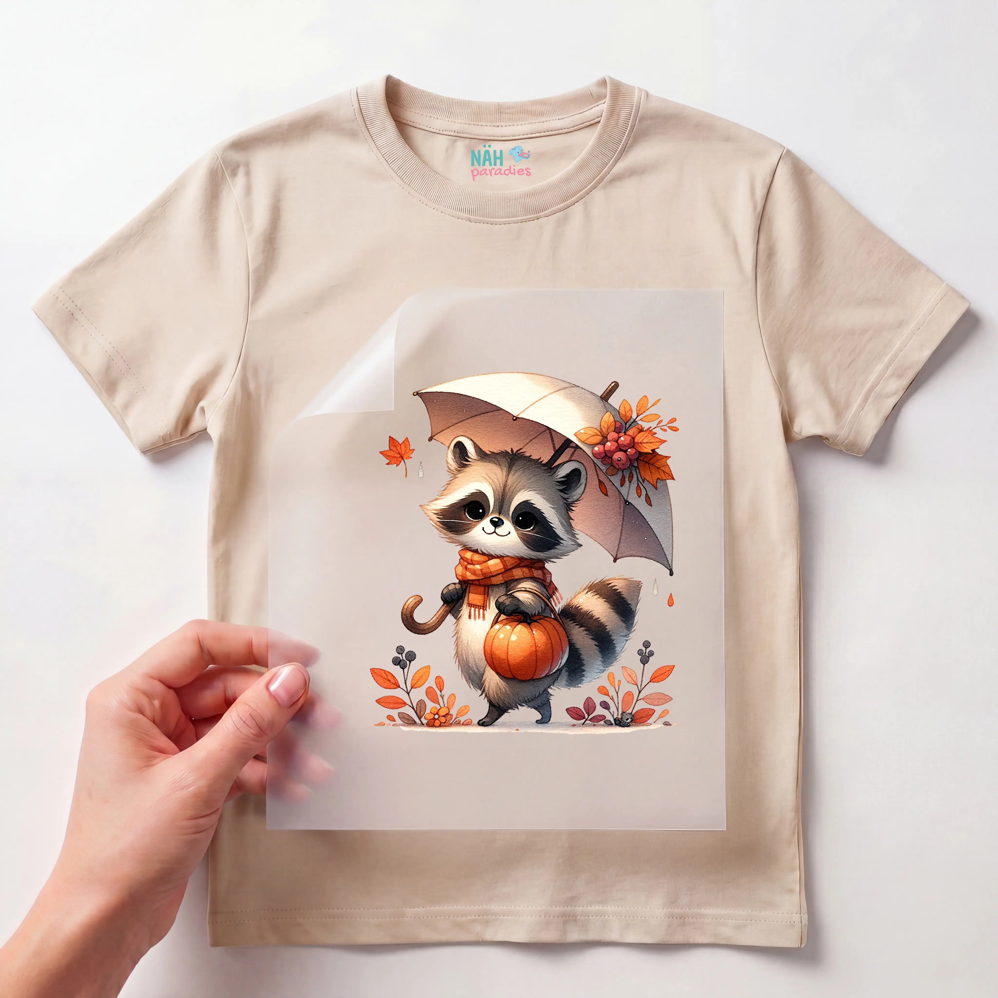Bügelbild Herbstpfötchen Waschbär