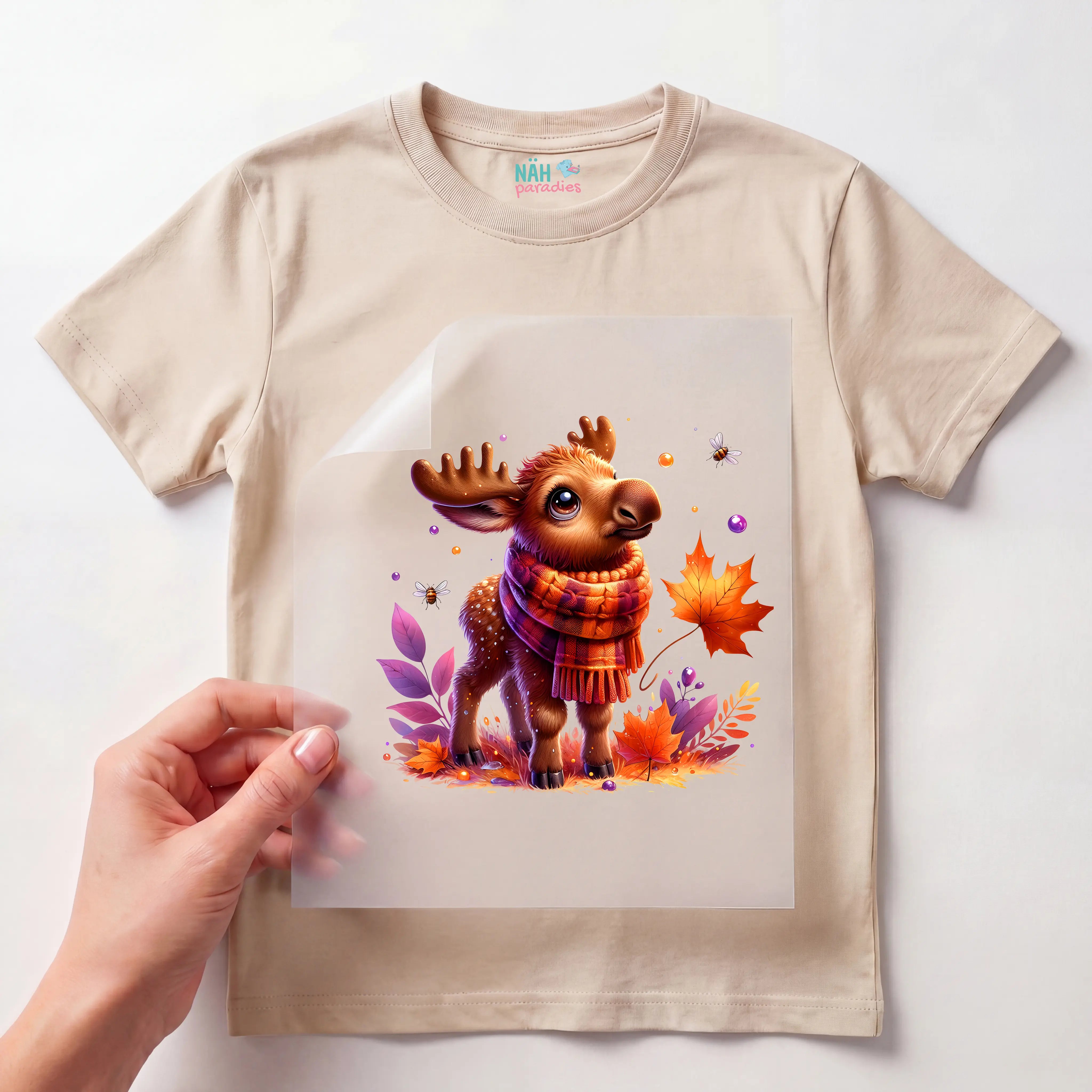 Bügelbild Elch Baby mit Schal