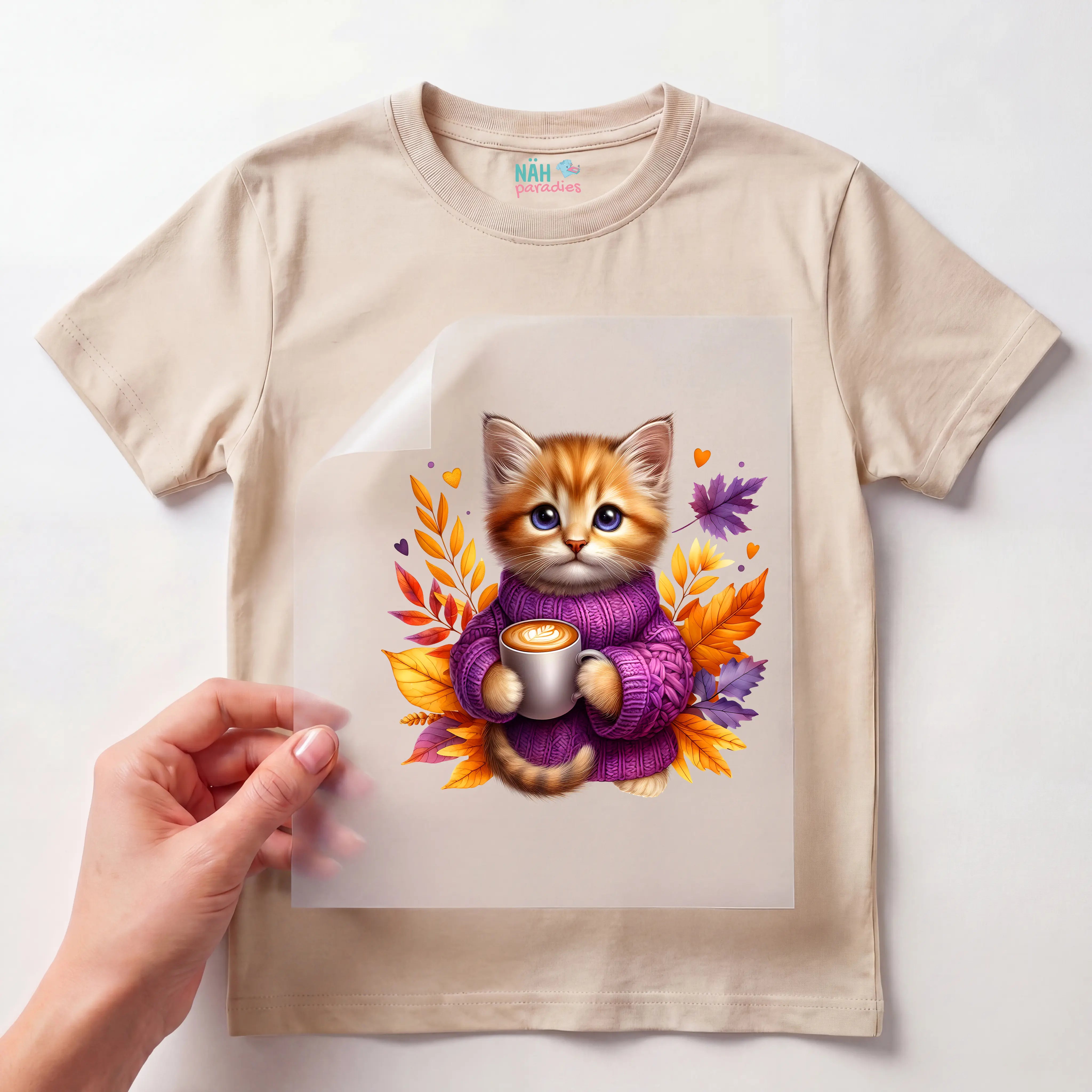 Bügelbild Katze Miki hebstliche Kaffeeliebe