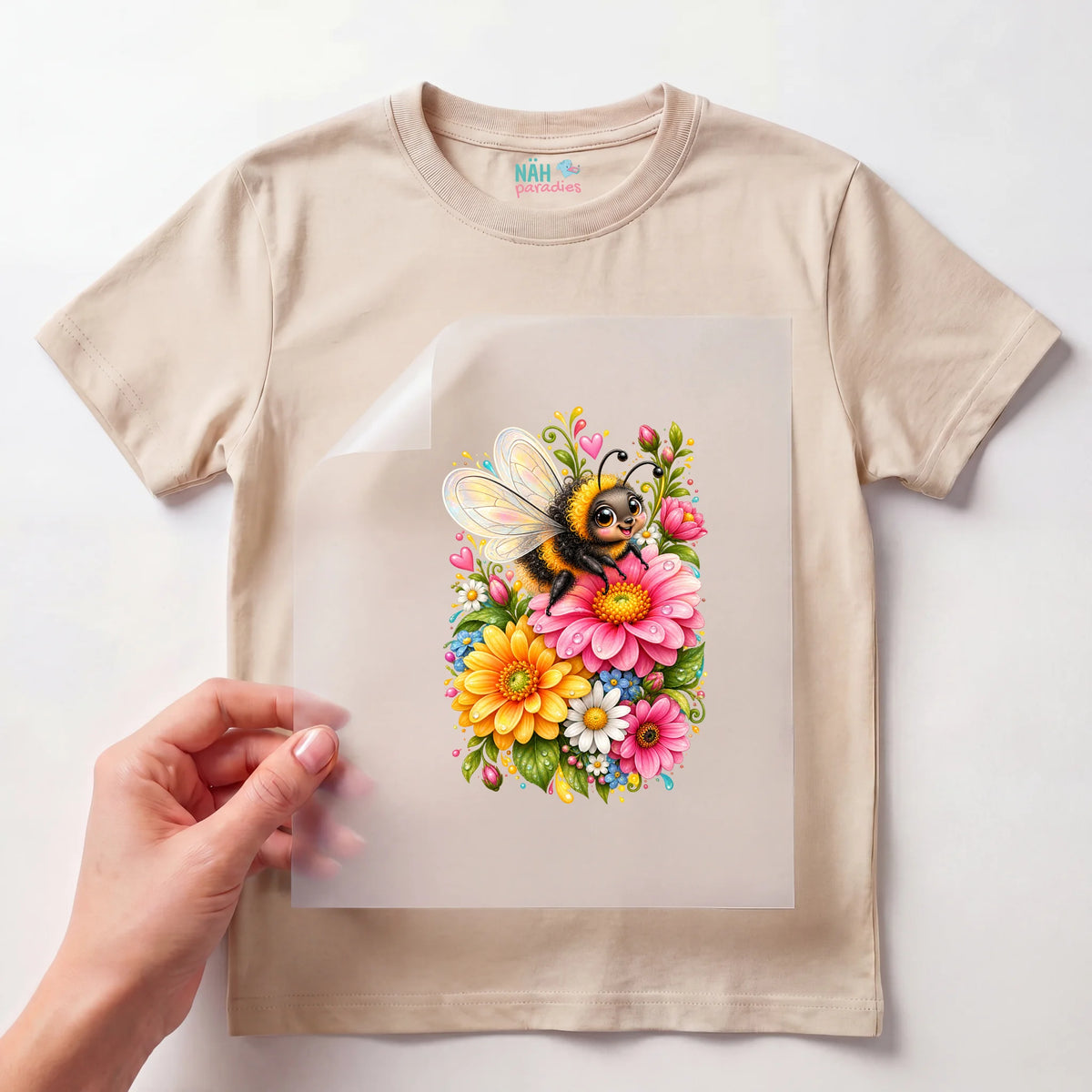 Bügelbild Hummel auf Blumen