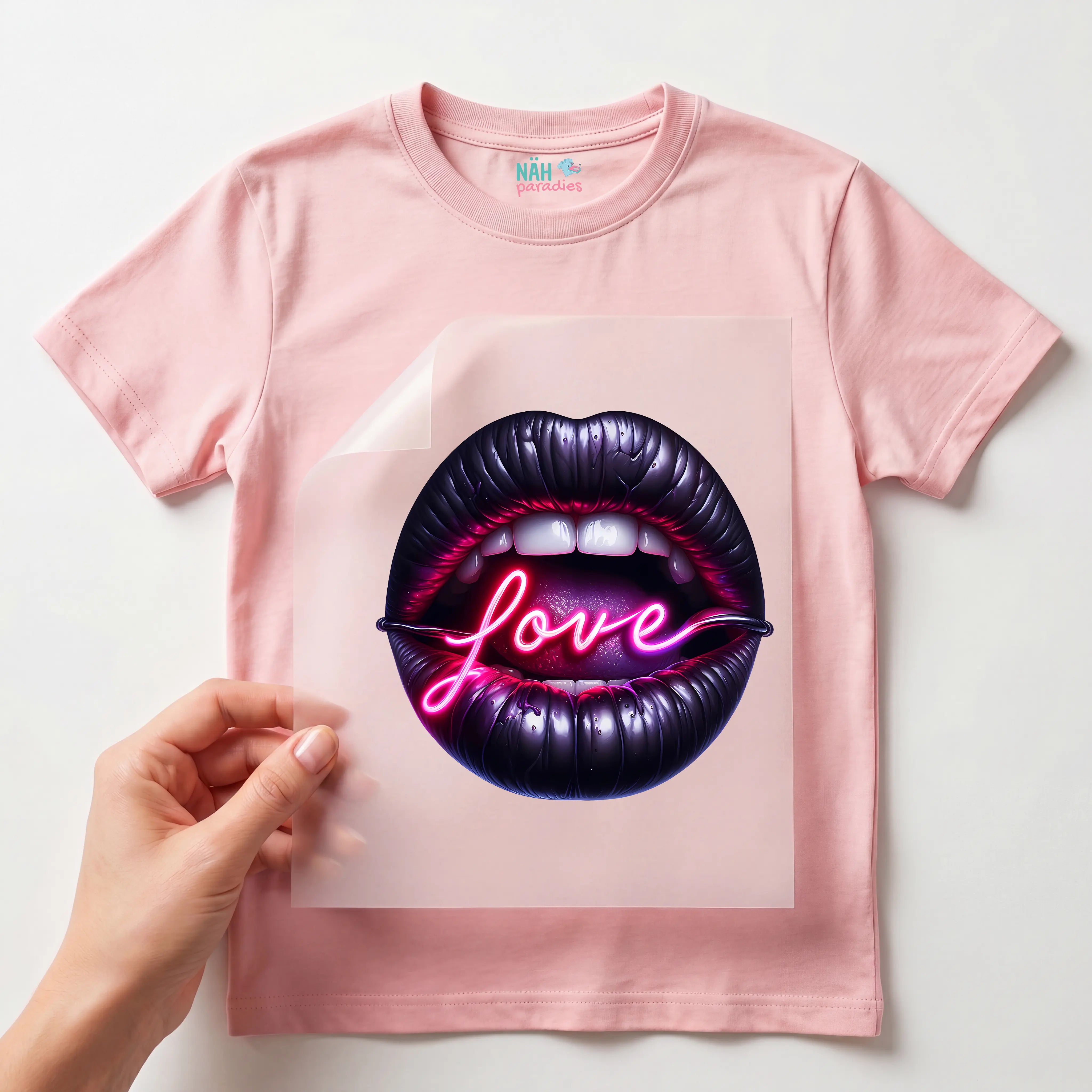 Bügelbild Lippen Neon Love Luna
