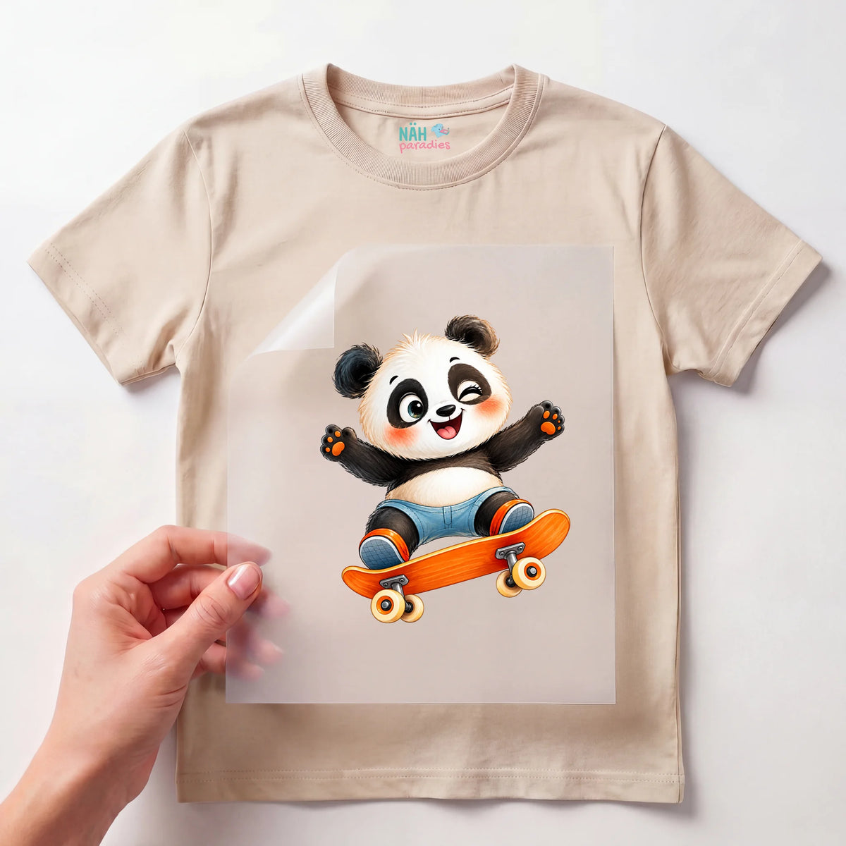 Bügelbild Panda auf Skateboard