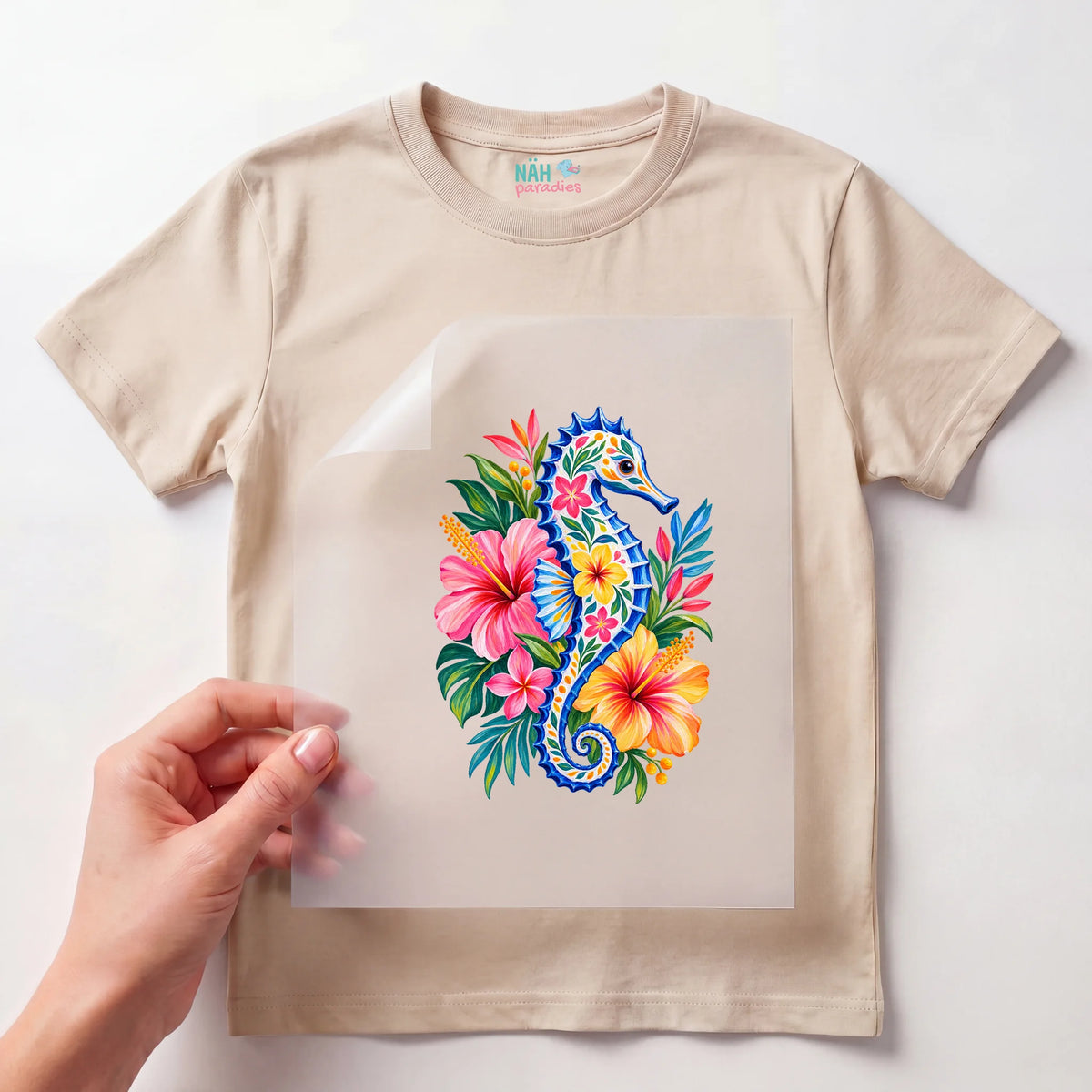 Bügelbild Seepferdchen mit Hibiskus Bunt