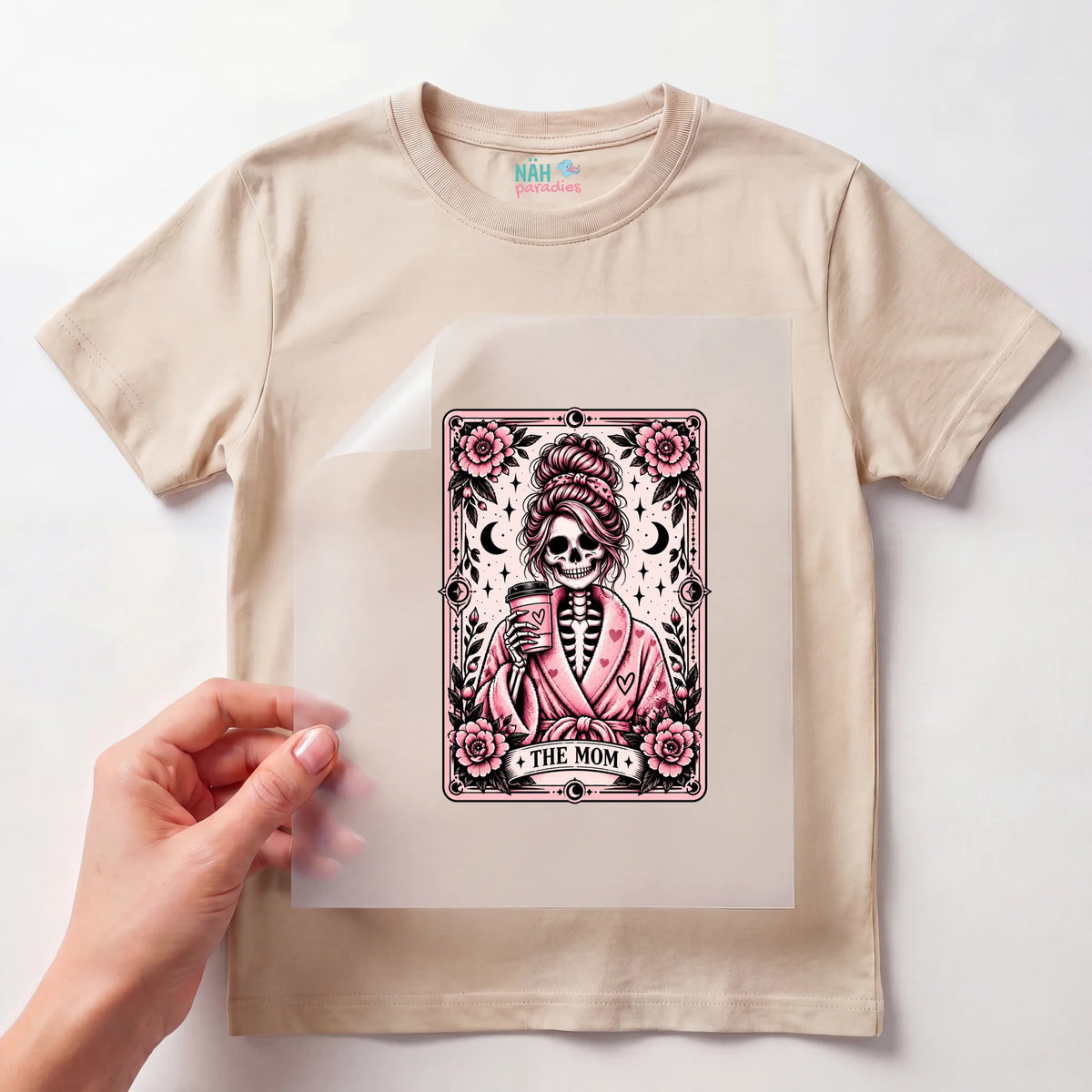 Bügelbild Tarotkarte The Mom Skelett Rosa