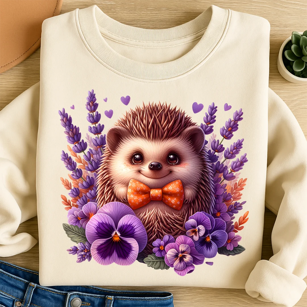 Bügelbild Igel Lissi mit Stiefmütterchen
