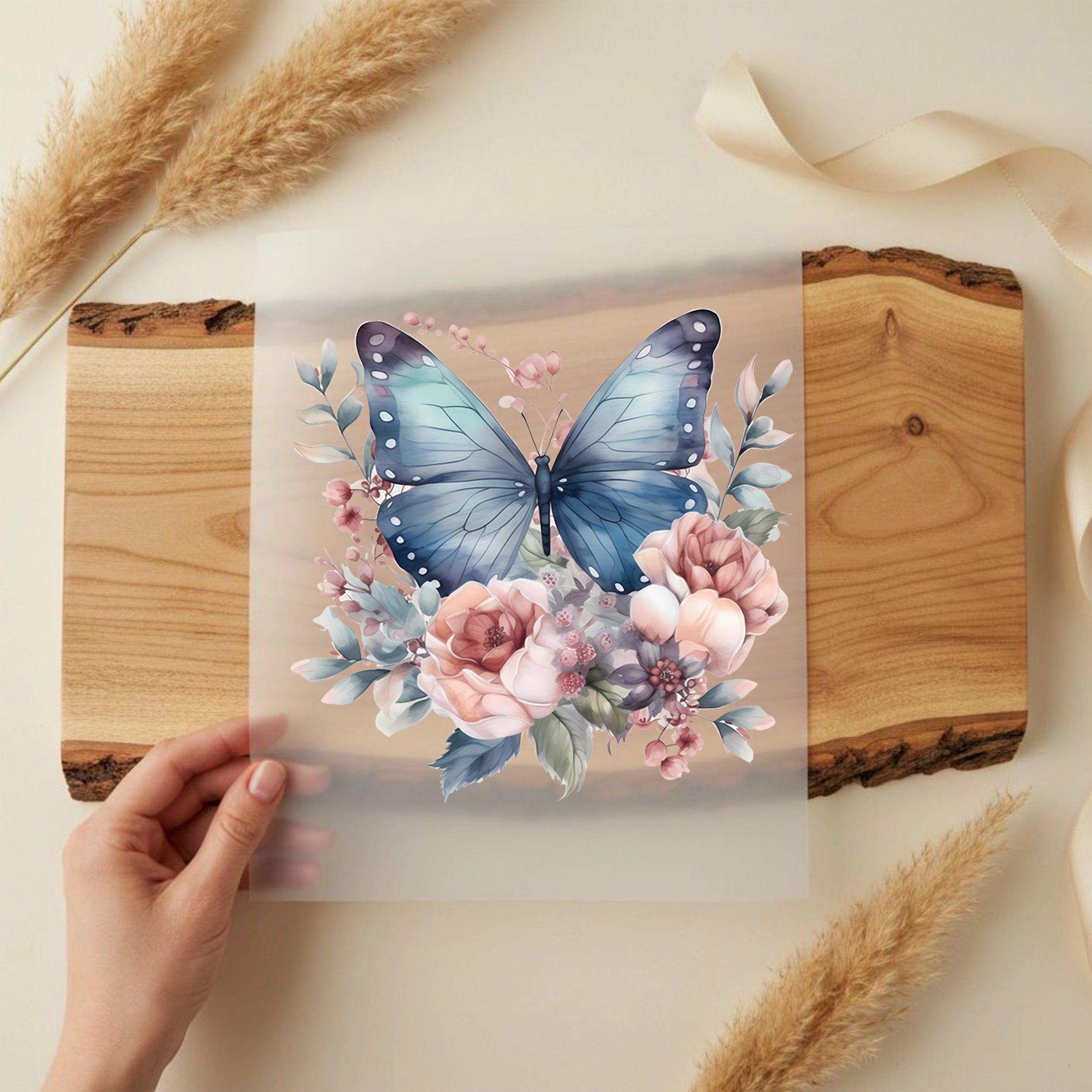 Bügelbild Schmetterling Blütenblauer Bote