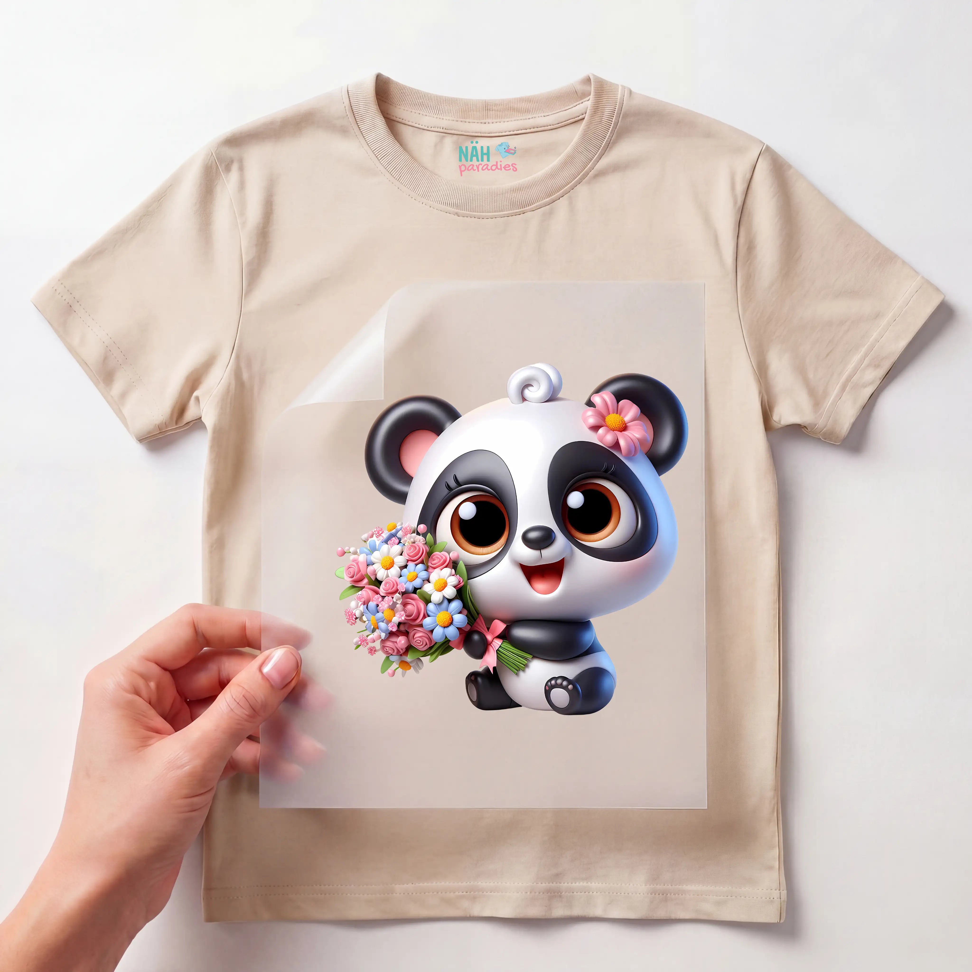 Bügelbild Panda Blütenfreude