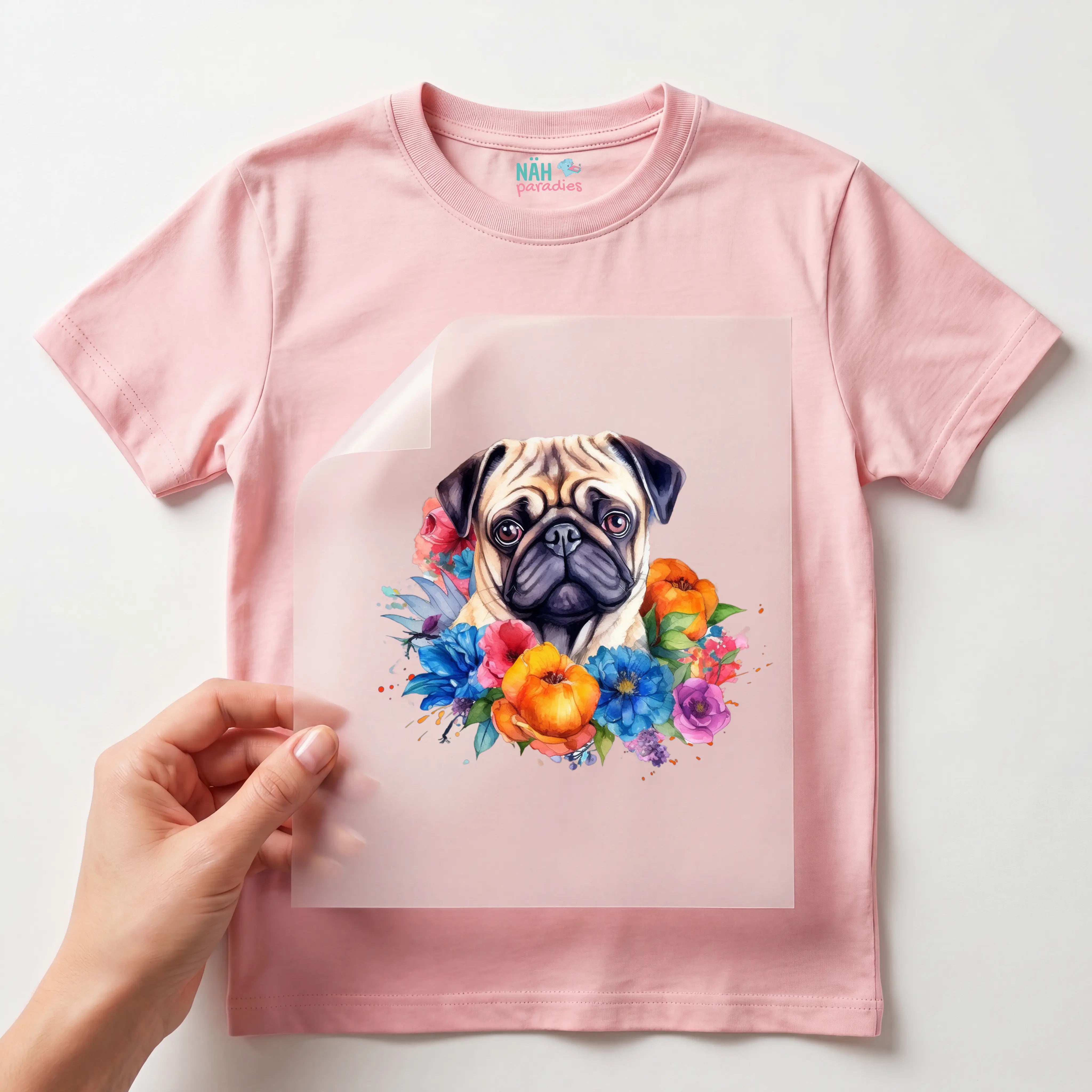 Bügelbild Hund Mops Blumen