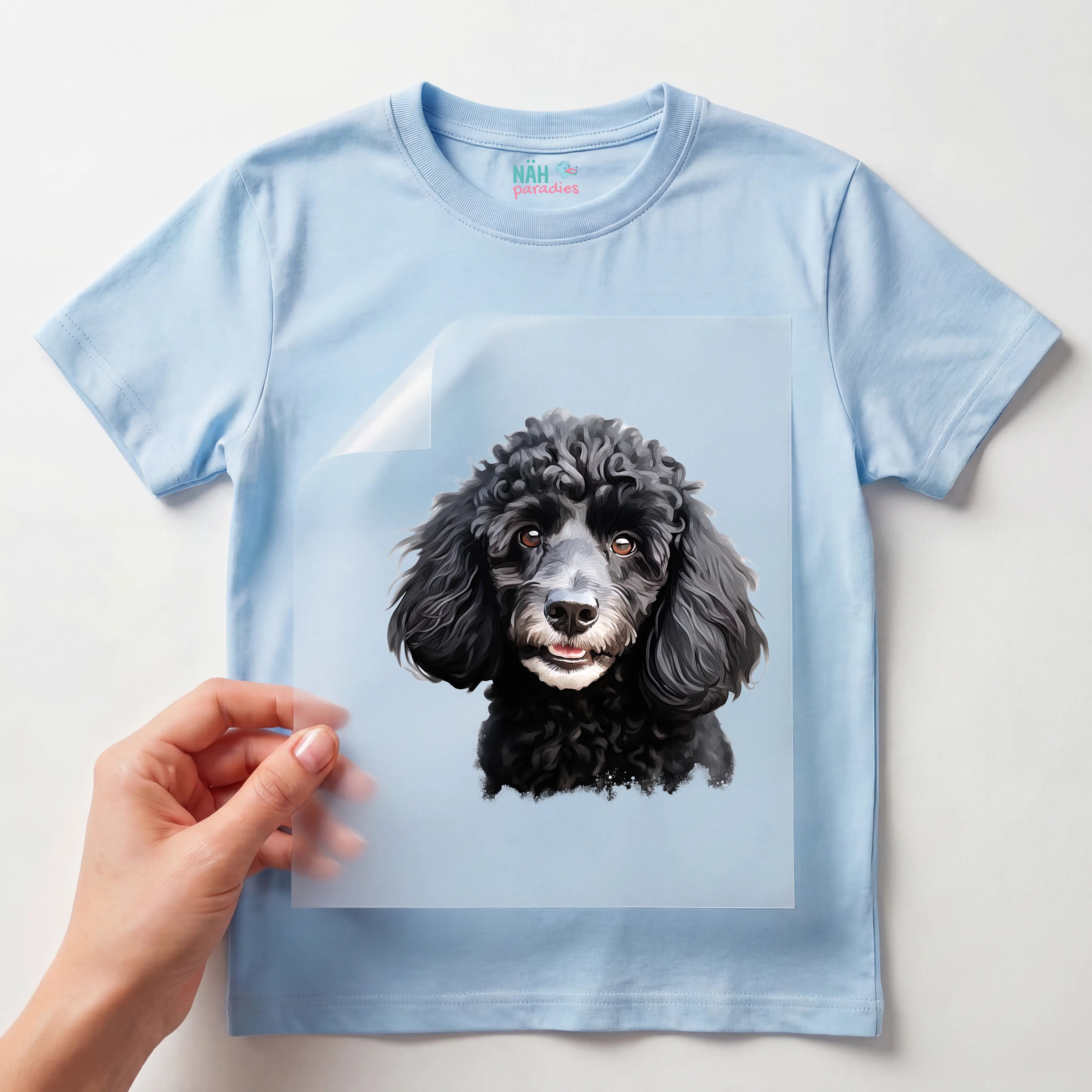Bügelbild Hund Schwarzer Pudel