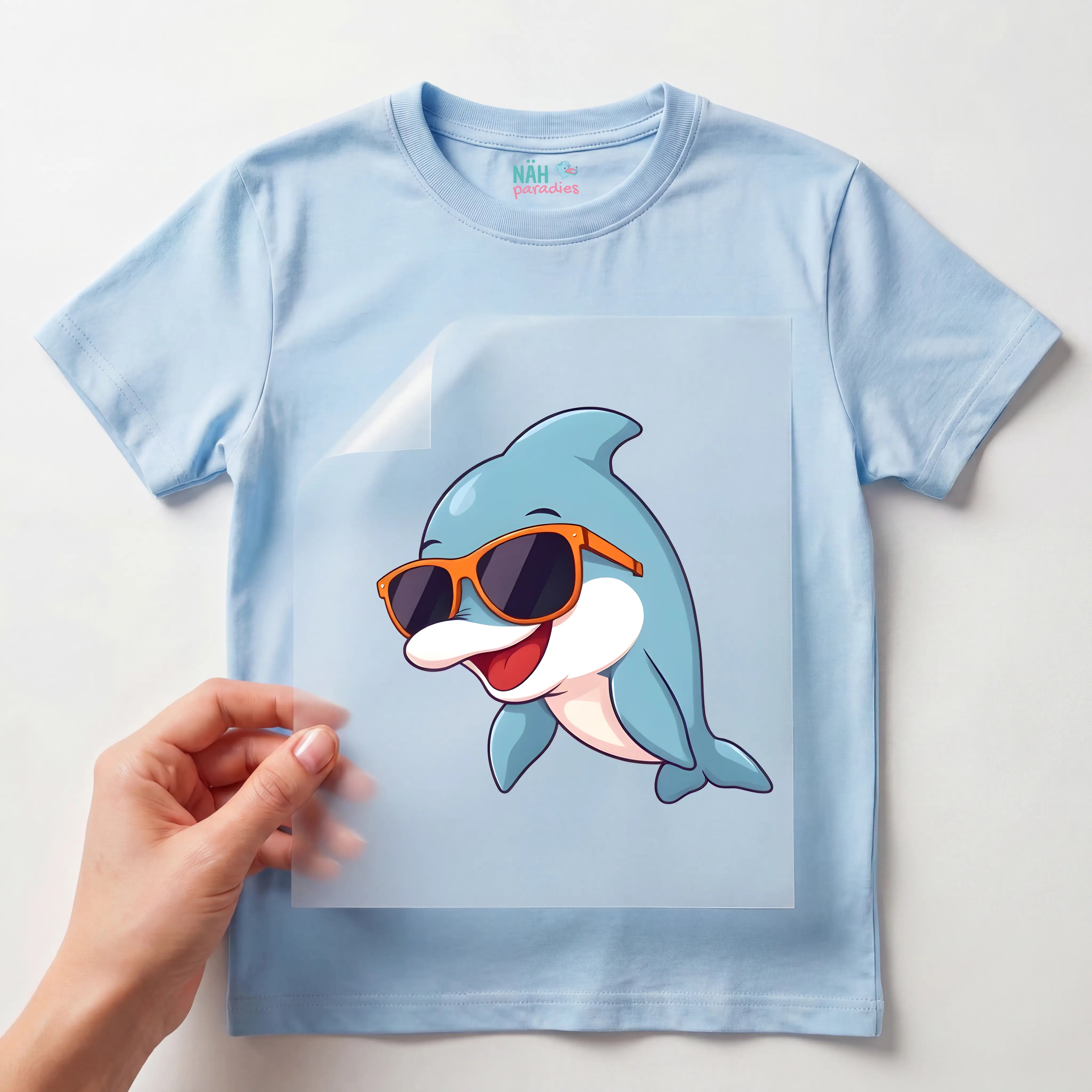 Bügelbild Delfin Fin im Urlaub