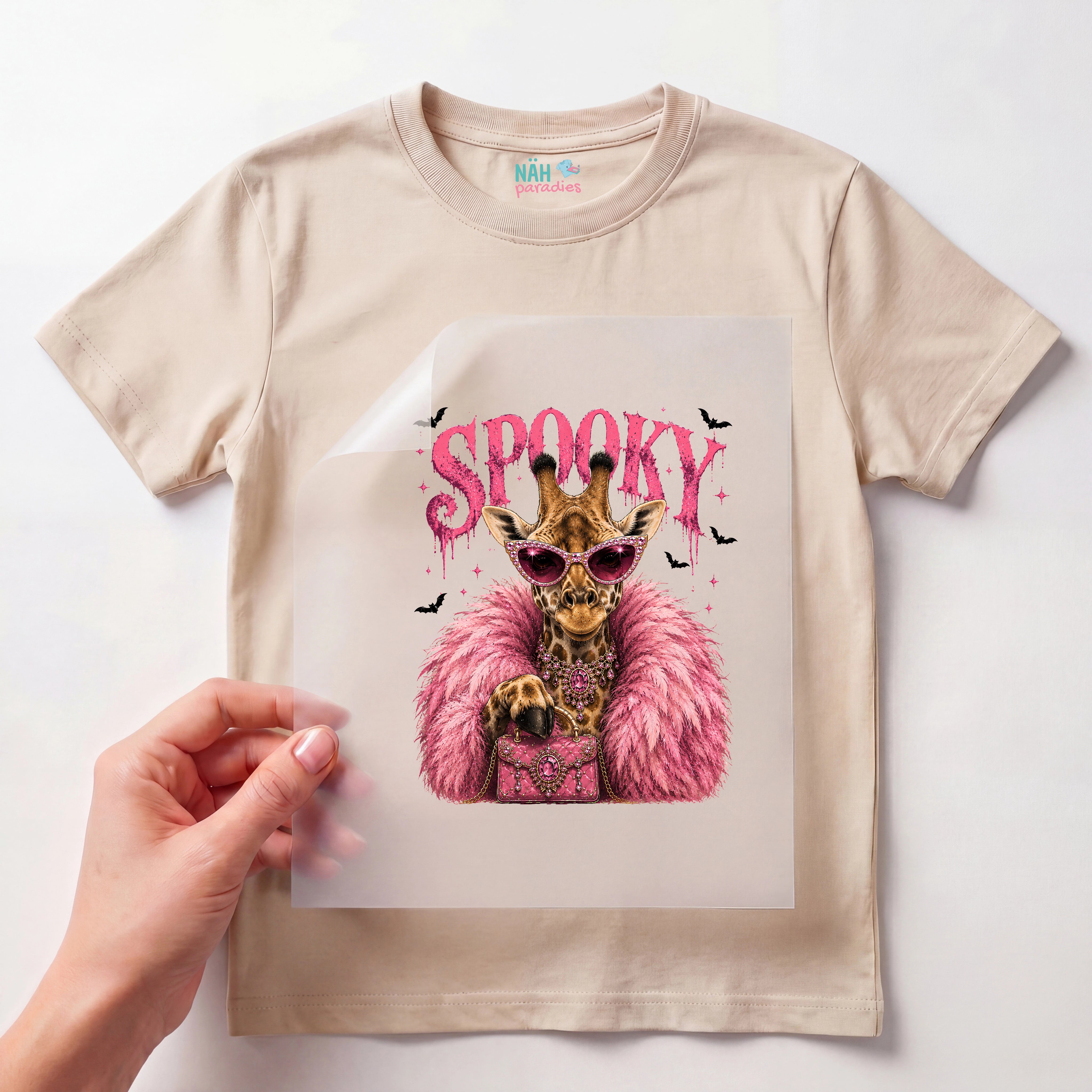 Bügelbild Spooky Giraffe Pink