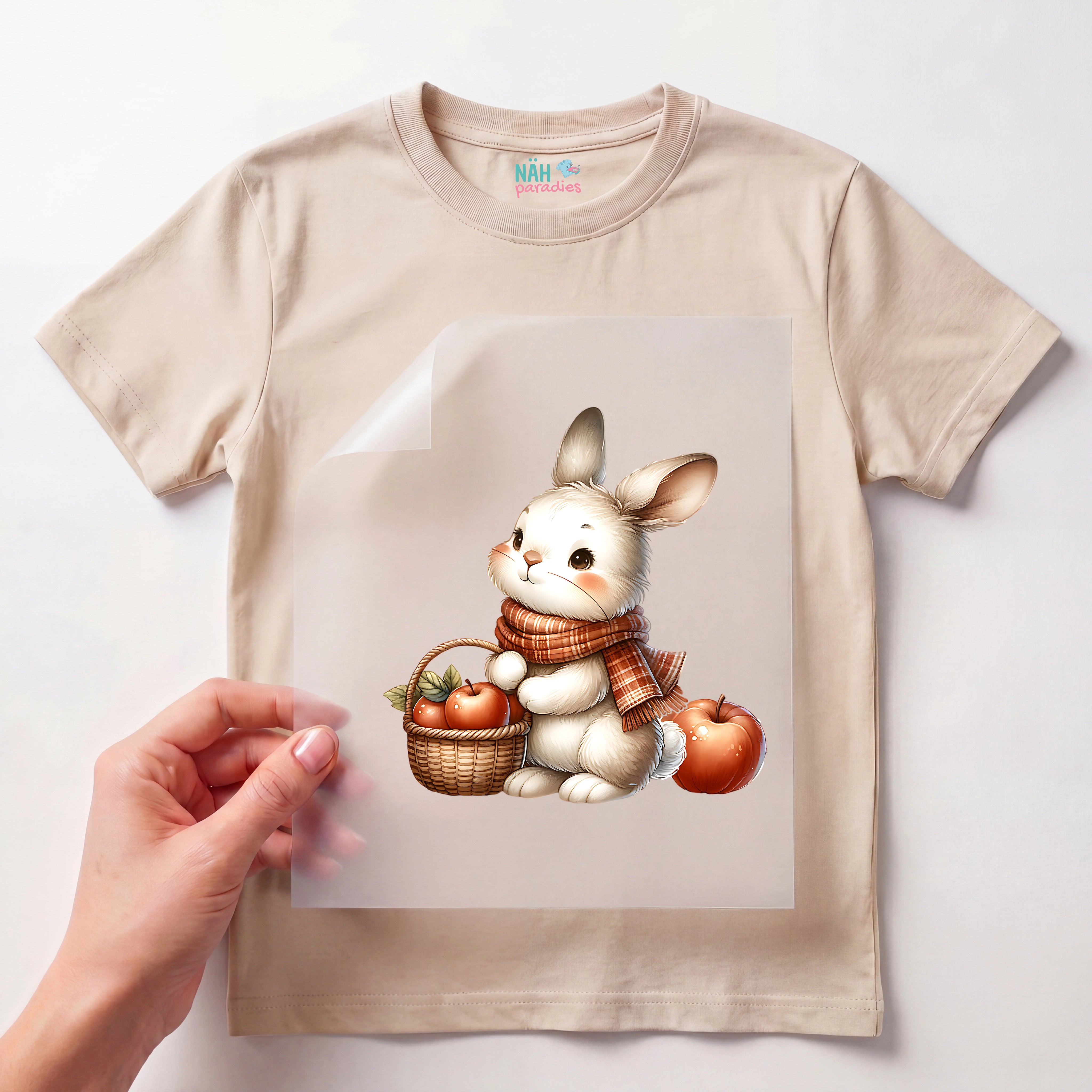 Bügelbild Hase mit Apfelkorb