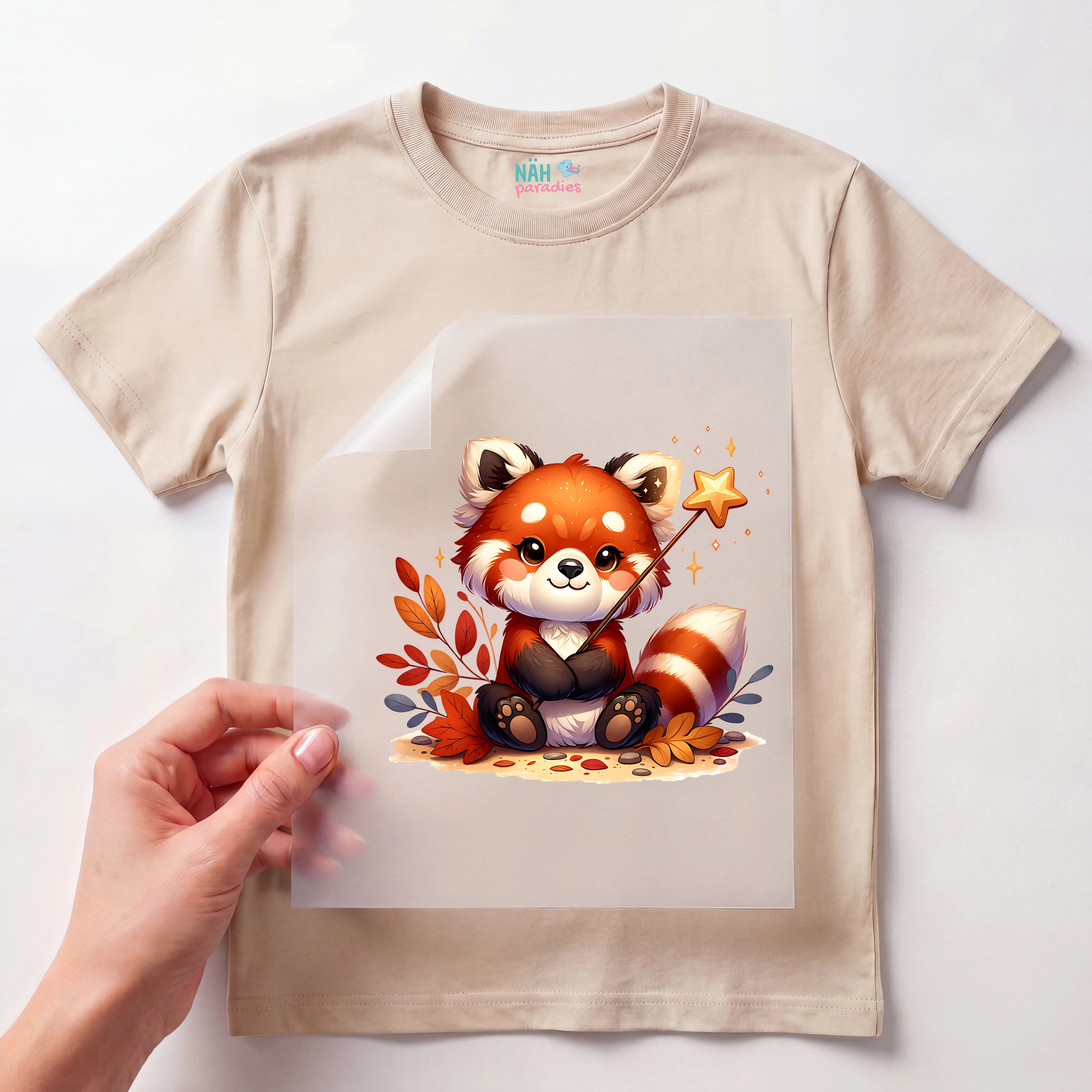 Bügelbild Roter Panda Zauberer