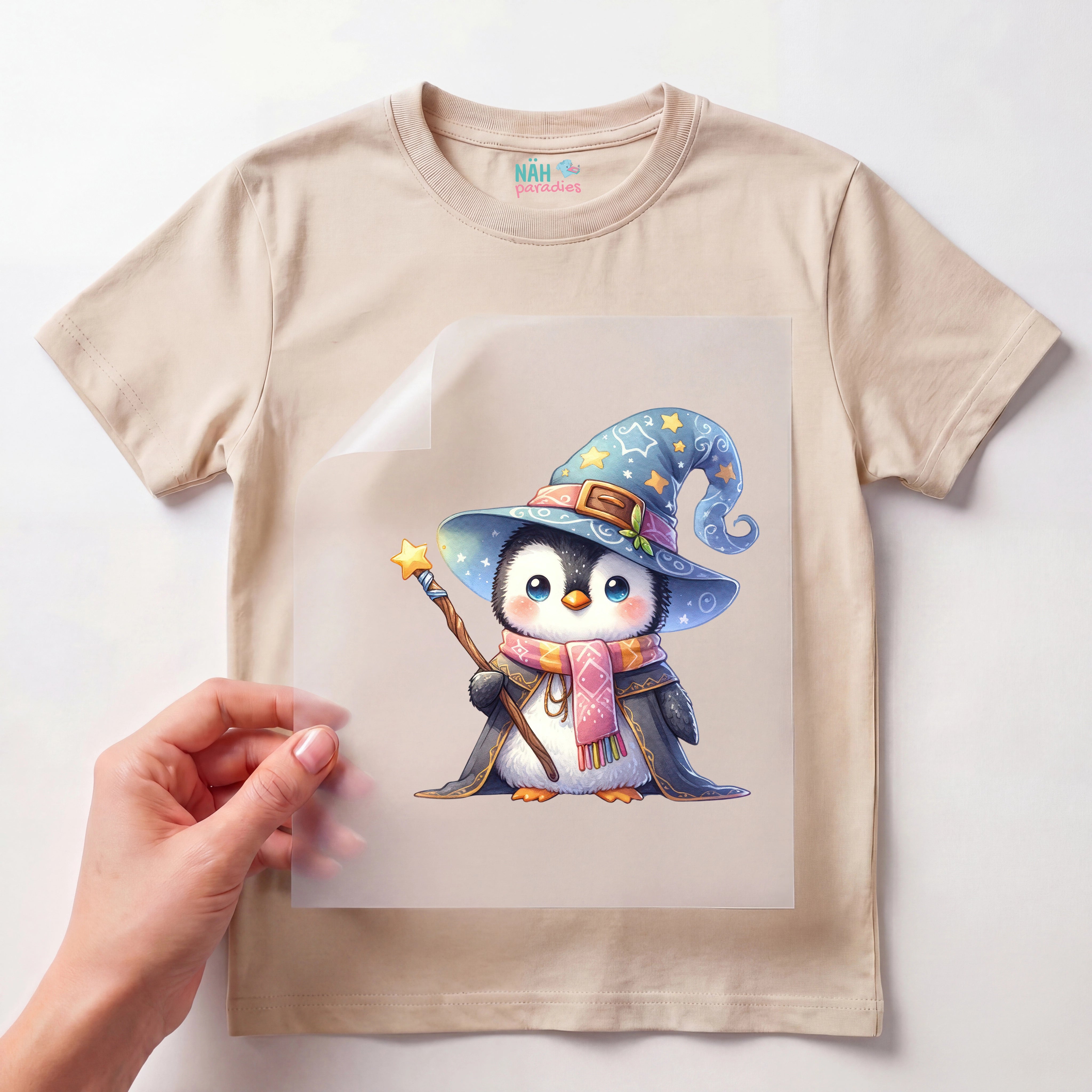 Bügelbild Pinguin Zauberer