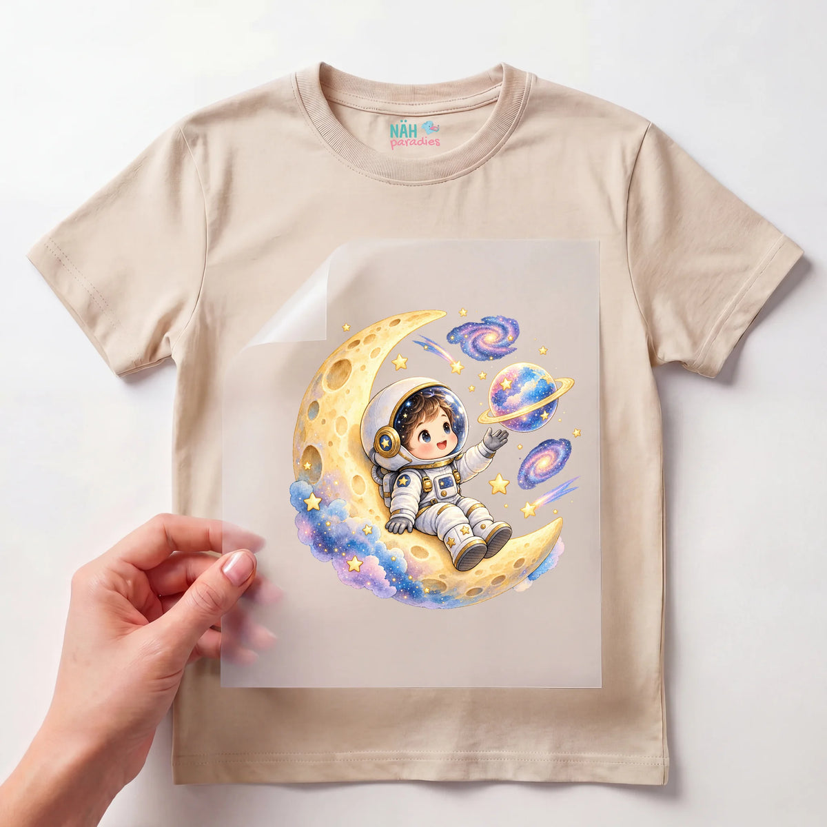 Bügelbild Astronaut Kind auf Mondsichel Aquarell