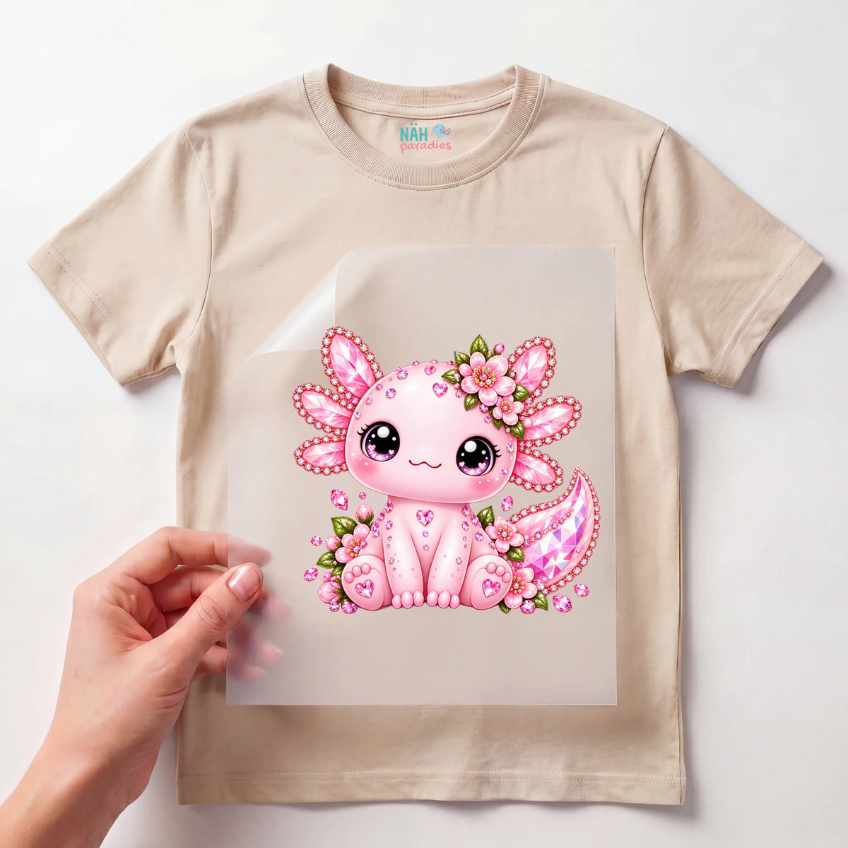 Bügelbild Axolotl mit Blumen und Kristallen Rosa