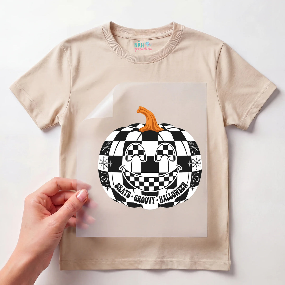 Bügelbild Kürbis Schachbrett Skate Groovy Halloween