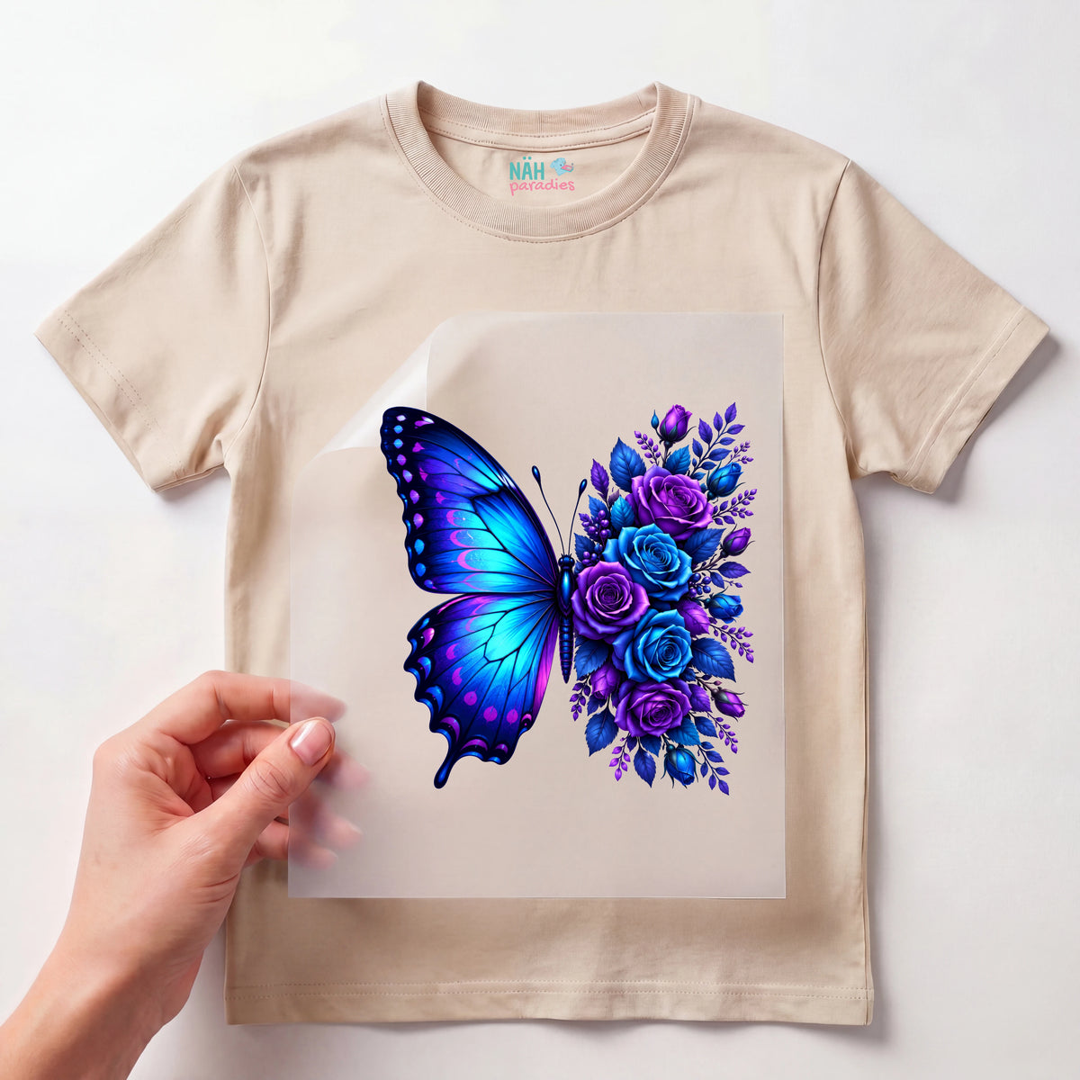 Bügelbild Schmetterling Blau mit Rosen