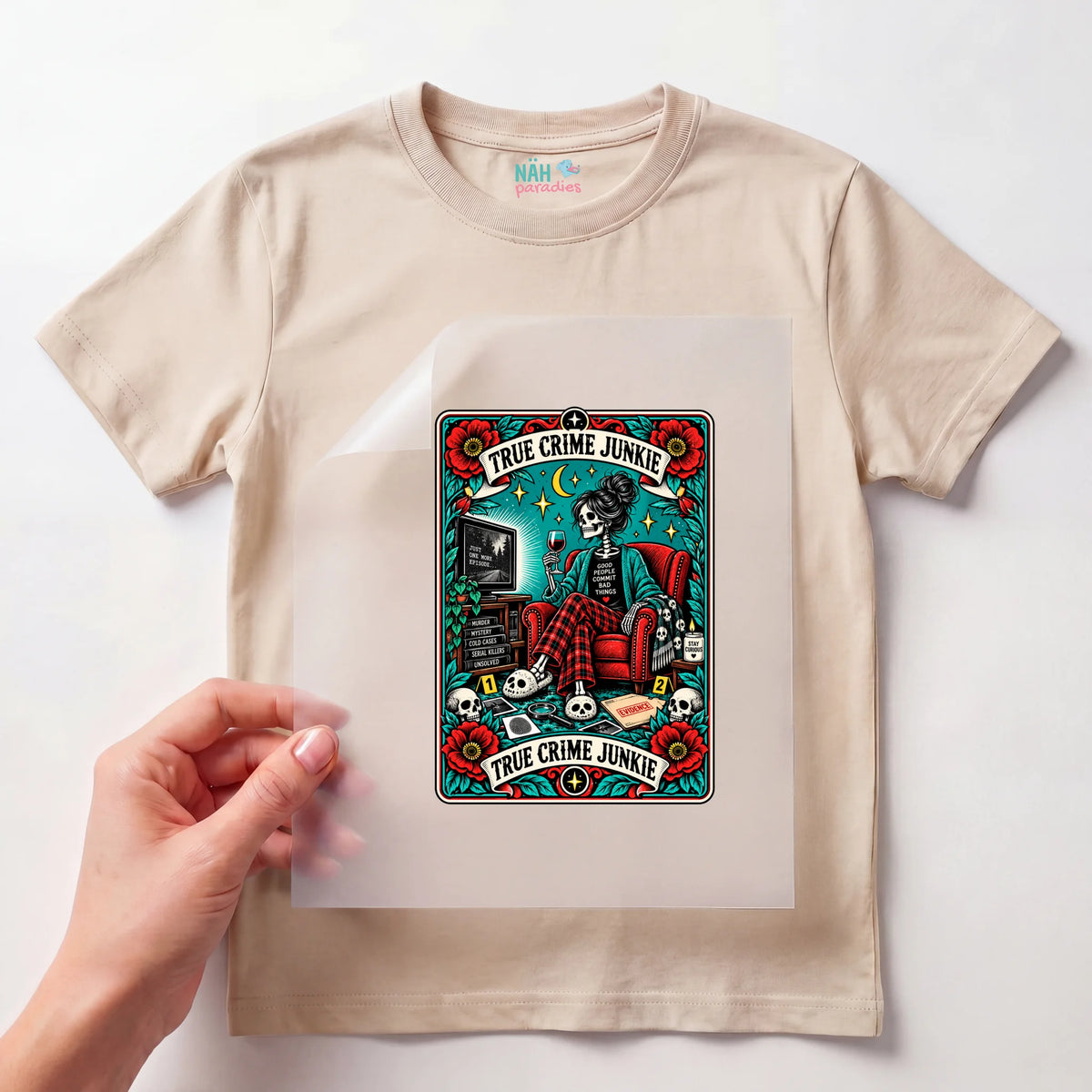 Bügelbild Tarotkarte True Crime Junkie Skelett